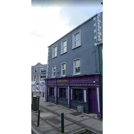 The Corner House Town Guest house Longford